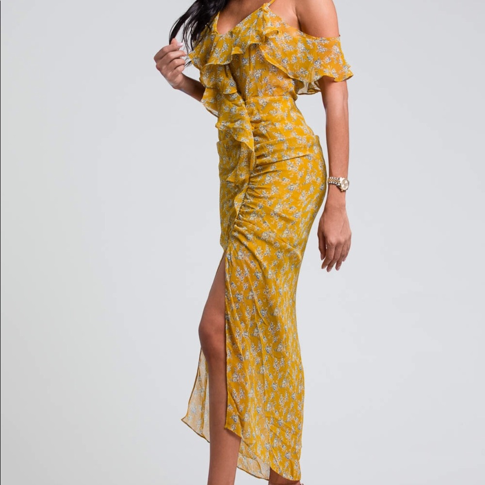 Yellow Floral Ruffle Dress - Picture 2 of 4